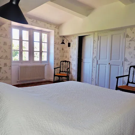 Château De Jonquières - Hérault Bed & Breakfast 3*